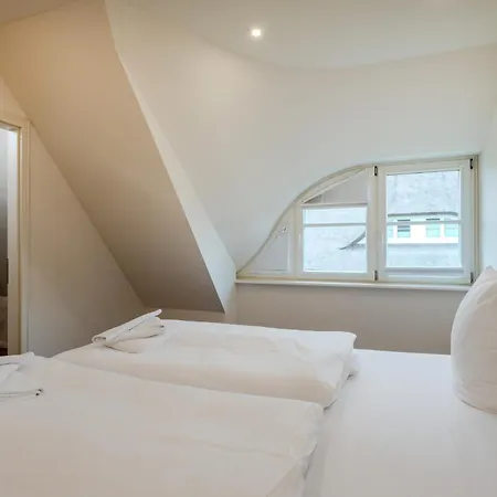 Jade 2 Ferienhaus *