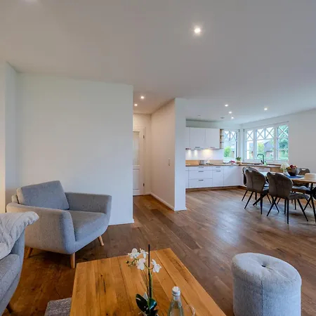 Jade 2 Ferienhaus *